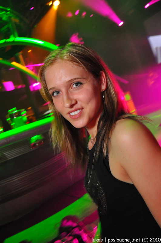 SASAZU´S ONE YEAR ANNIVERSARY - Pátek 26. 3. 2010