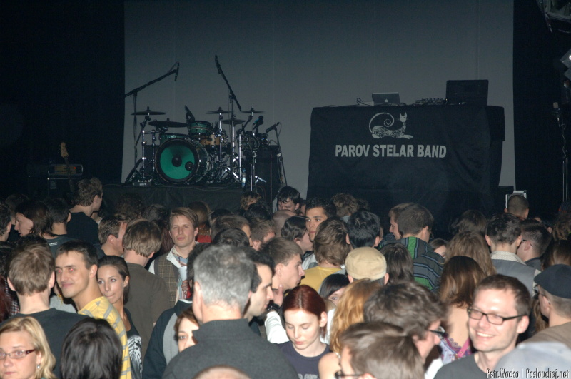 koncert: PAROV STELAR BAND - Pátek 2. 4. 2010