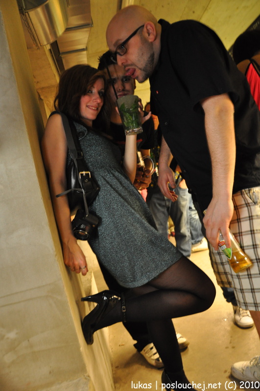 RETROSPECTION!!NIGHT – FIRST YEAR WITH US!  - Pátek 9. 4. 2010
