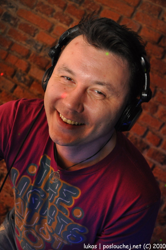 RETROSPECTION!!NIGHT – FIRST YEAR WITH US!  - Pátek 9. 4. 2010