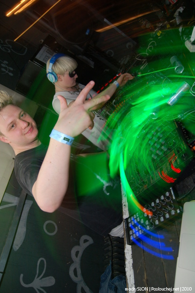 ELEKTRA / FRENCH RETRO EDITION - Pátek 16. 4. 2010