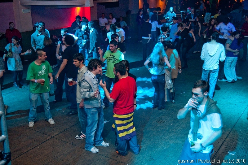 FREE MONDAYS IN NIGHTPHUNK: YOUNG BLOOD EDITION  - Pondělí 19. 4. 2010