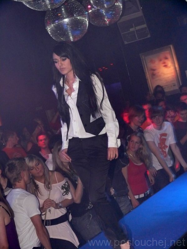 VOGUE 1ST. ANNIVERSARY - Pátek 14. 5. 2010
