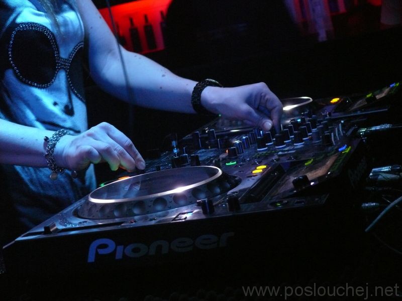 VOGUE 1ST. ANNIVERSARY - Pátek 14. 5. 2010