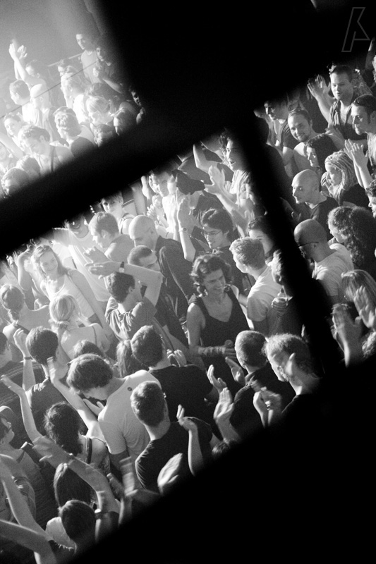 koncert: THIEVERY CORPORATION - Sobota 5. 6. 2010