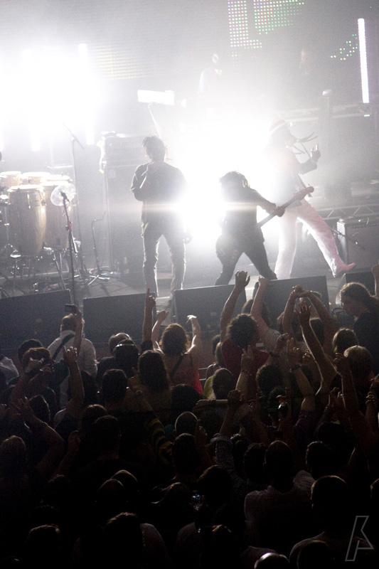koncert: THIEVERY CORPORATION - Sobota 5. 6. 2010