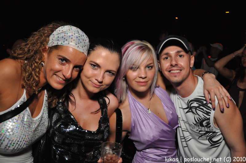 DECADANCE MARINE - Pátek 11. 6. 2010