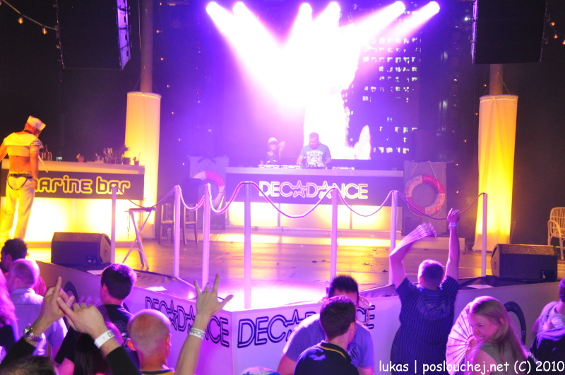 DECADANCE MARINE - Pátek 11. 6. 2010