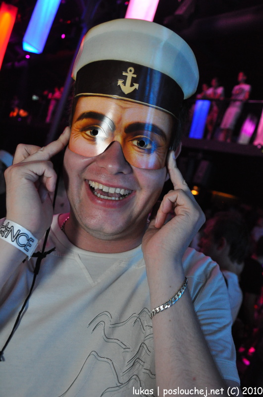 DECADANCE MARINE - Pátek 11. 6. 2010