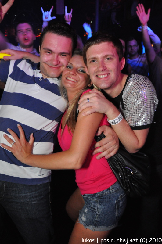 DECADANCE MARINE - Pátek 11. 6. 2010