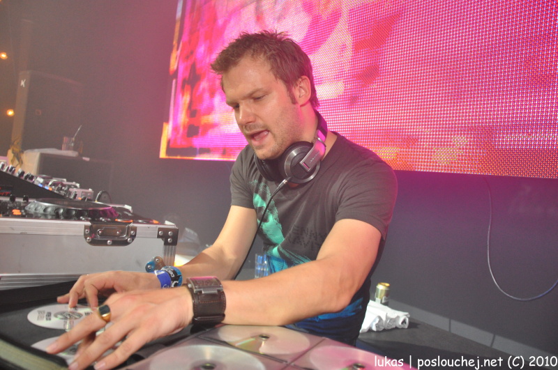 DECADANCE MARINE - Pátek 11. 6. 2010