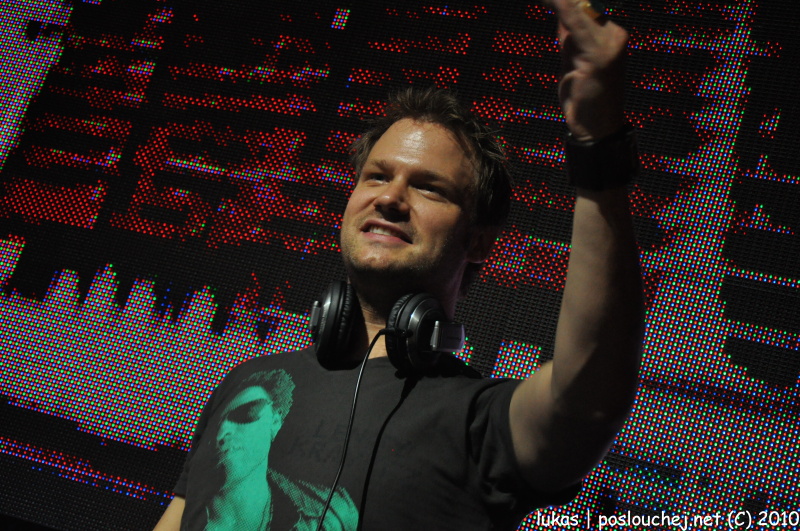 DECADANCE MARINE - Pátek 11. 6. 2010