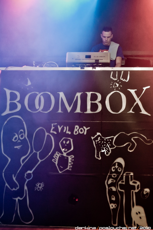 FOKKEN ZEF BOOMBOX - Středa 7. 7. 2010