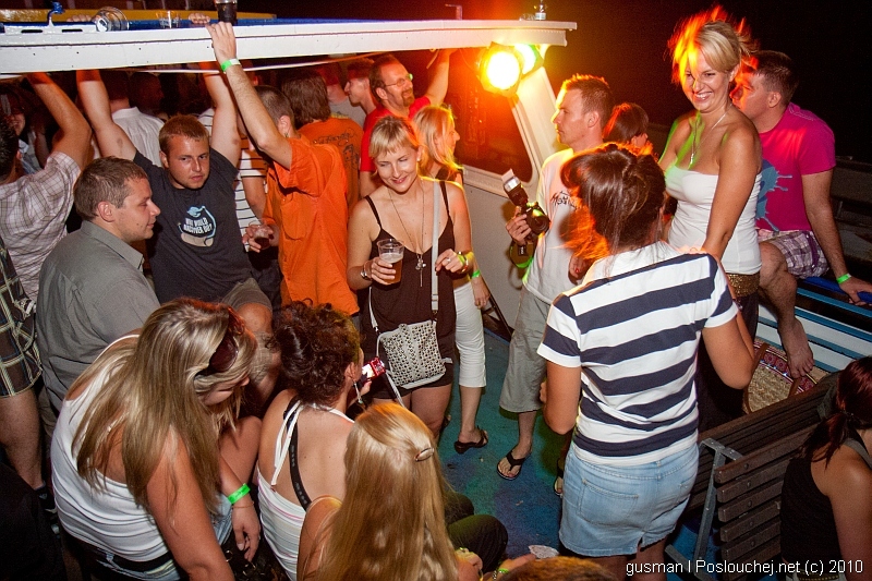SHEEXY BOAT - Čtvrtek 22. 7. 2010