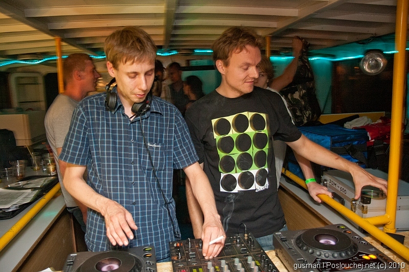 SHEEXY BOAT - Čtvrtek 22. 7. 2010