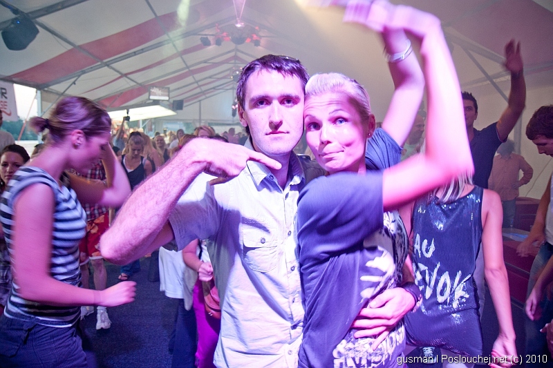 RIVER LOUNGE OPENING PARTY  - Sobota 31. 7. 2010