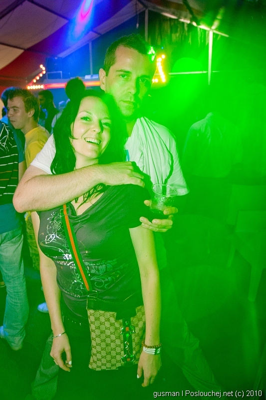 RIVER LOUNGE OPENING PARTY  - Sobota 31. 7. 2010