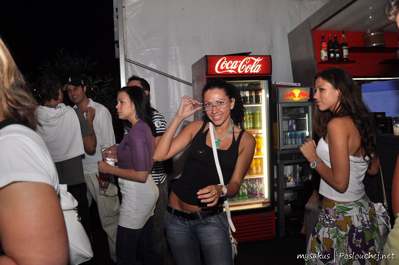 RIVER LOUNGE OPENING PARTY  - Sobota 31. 7. 2010