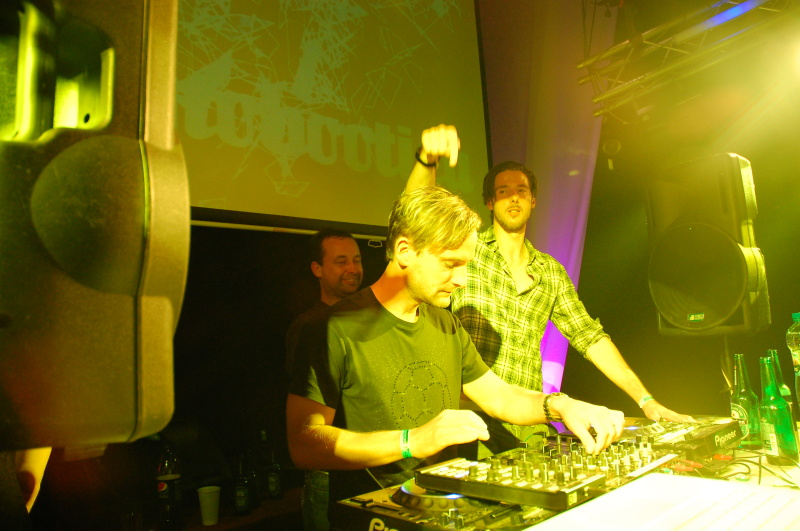 ELEKTRA - Pátek 1. 10. 2010