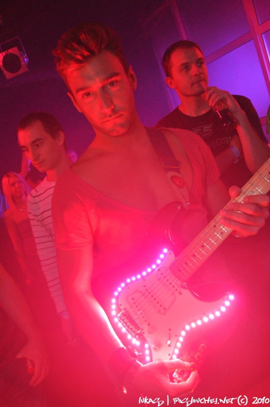 AMNESIA PRESENTS POPSTAR BY BRIAN CROSS, NURIA SWAN & MANUEL - Pátek 8. 10. 2010