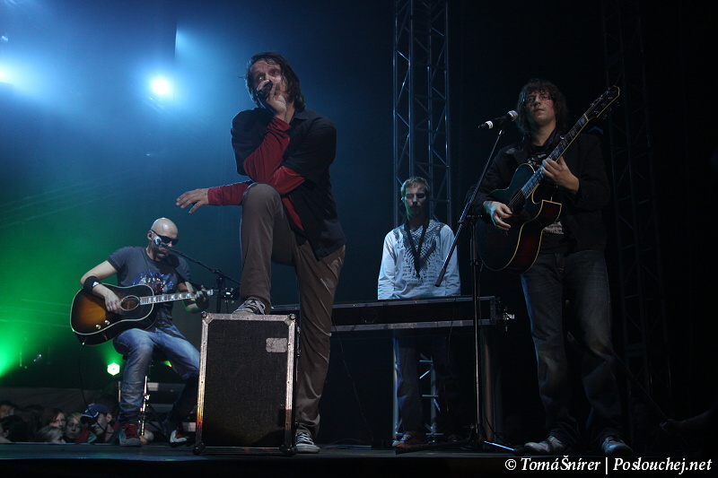 T-MUSIC CHINASKI TOUR 2010 - Středa 27. 10. 2010