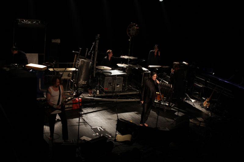 koncert: EINSTÜRZENDE NEUBAUTEN - Čtvrtek 11. 11. 2010