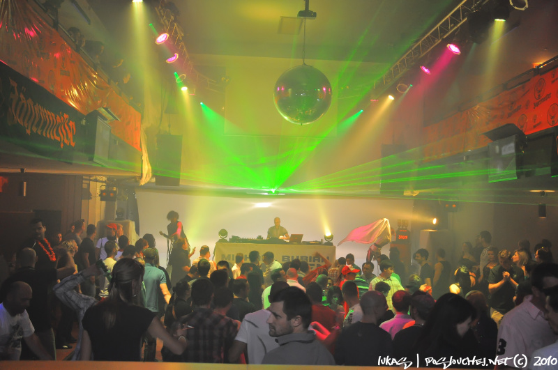 MICHAEL BURIAN IN HEAVEN - Pátek 19. 11. 2010