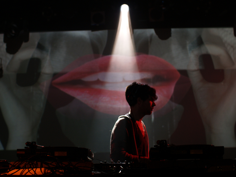 ELECTRONIC BEATS RECOMMENDS  - Středa 1. 12. 2010