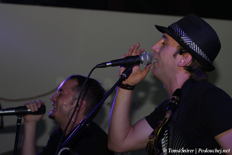 koncert: RYBIČKY 48, UDG, MANDRAGE - Pátek 15. 10. 2010