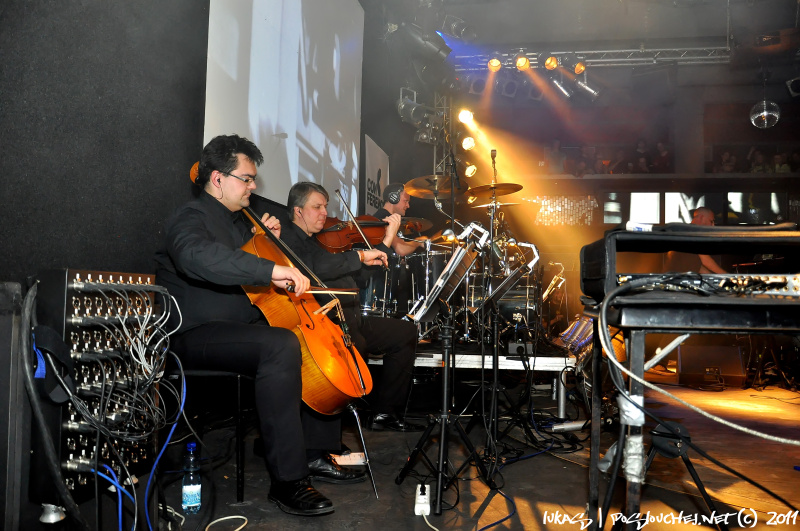 koncert: HYBRID - Středa 2. 2. 2011