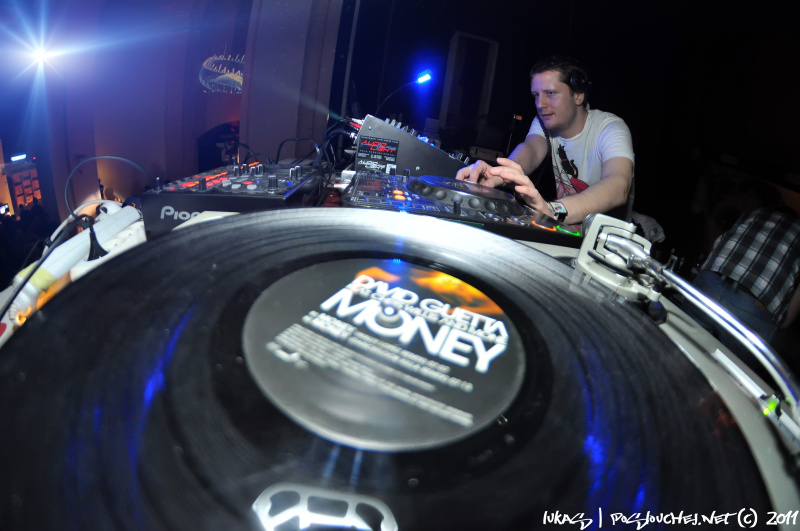 BELIEVE WITH SILICONE SOUL - Pátek 4. 2. 2011