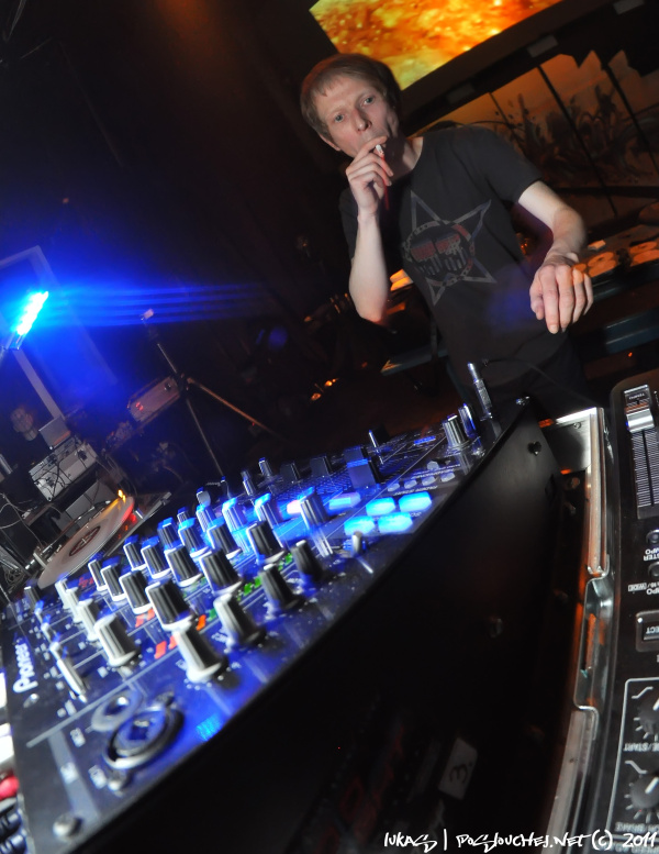 BELIEVE WITH SILICONE SOUL - Pátek 4. 2. 2011