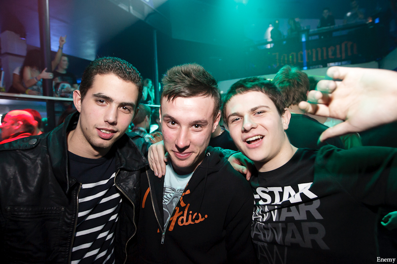 XXL - 18.2.11