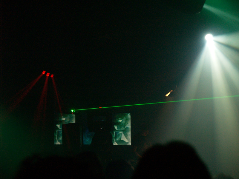 LET IT ROLL - Pátek 25. 2. 2011