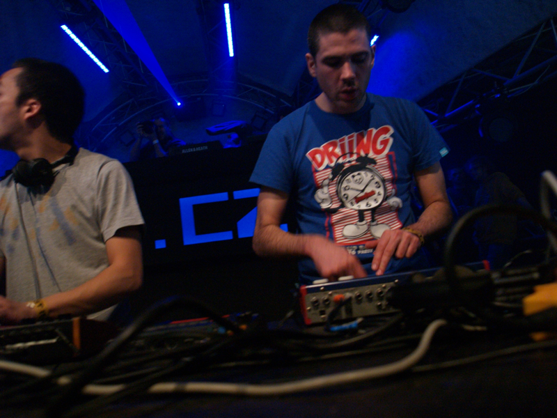 LET IT ROLL - Pátek 25. 2. 2011