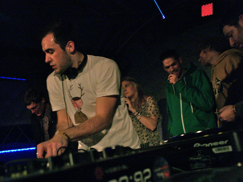 LET IT ROLL - Pátek 25. 2. 2011