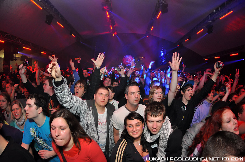 LET IT ROLL - Pátek 25. 2. 2011