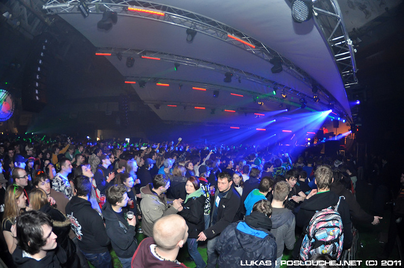 LET IT ROLL - Pátek 25. 2. 2011