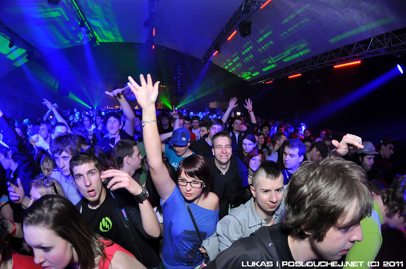 LET IT ROLL - Pátek 25. 2. 2011