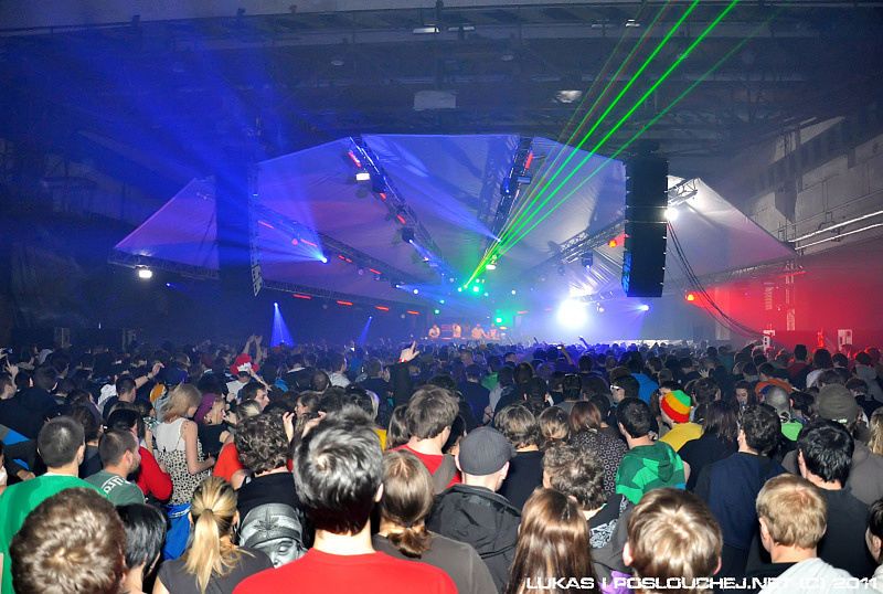LET IT ROLL - Pátek 25. 2. 2011
