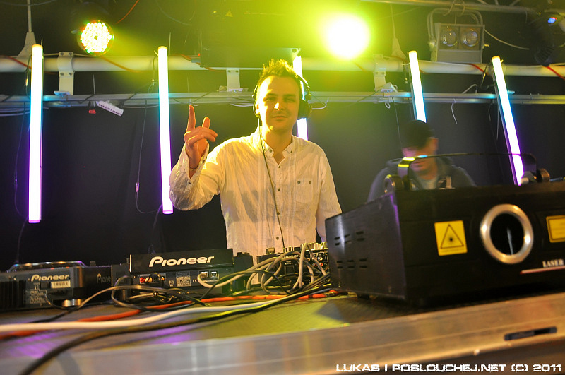 SPACE FLASH  - Sobota 26. 2. 2011