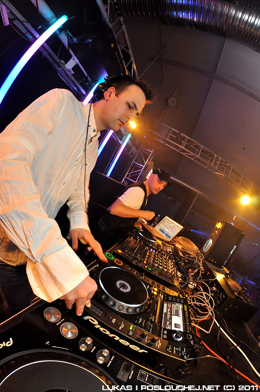 SPACE FLASH  - Sobota 26. 2. 2011