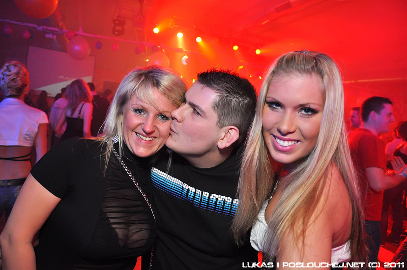 SPACE FLASH  - Sobota 26. 2. 2011
