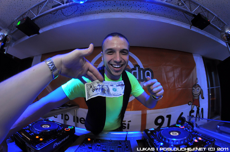 SPACE FLASH  - Sobota 26. 2. 2011
