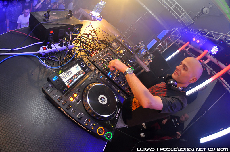 SPACE FLASH  - Sobota 26. 2. 2011