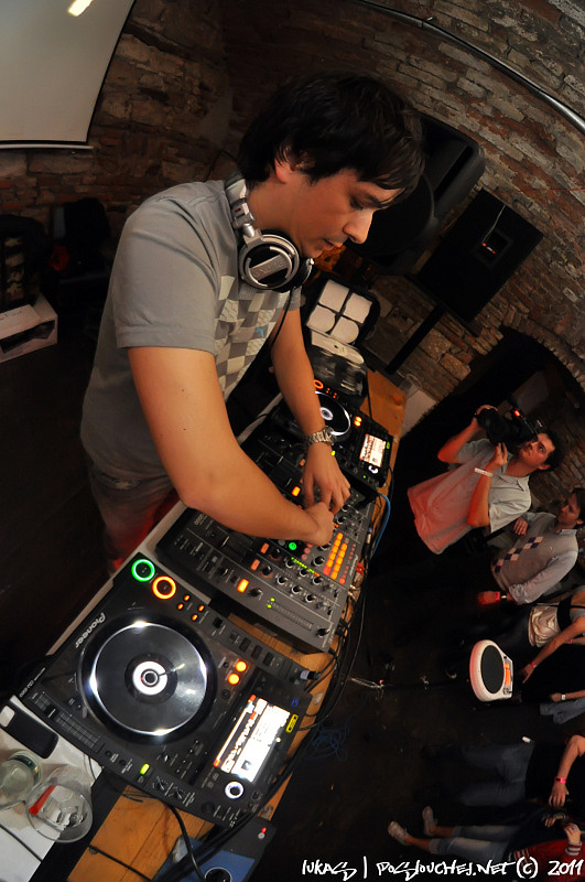 PRAGUE CONNECTION - Pátek 1. 4. 2011