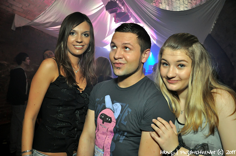PRAGUE CONNECTION - Pátek 1. 4. 2011