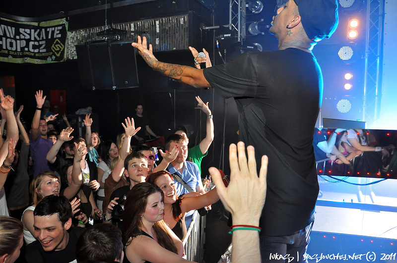CHASE & STATUS LIVE  - Středa 6. 4. 2011