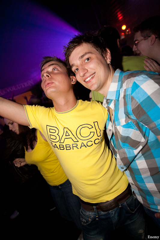 ELEKTRA - Pátek 15. 4. 2011