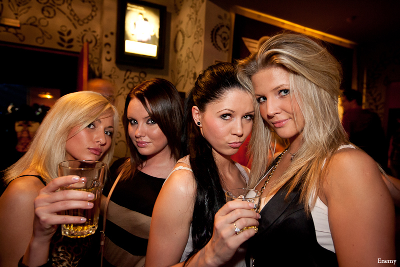 ELEKTRA - Pátek 15. 4. 2011